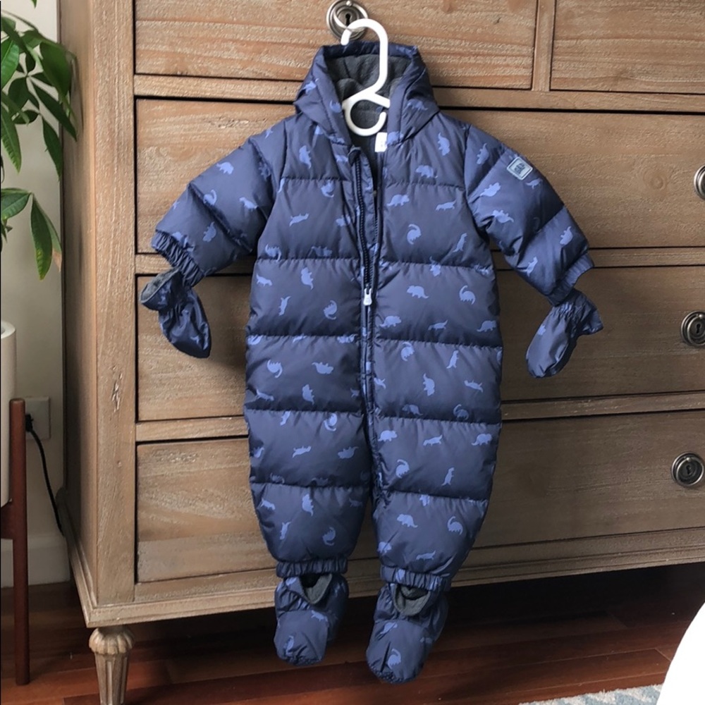 Gap Down Print Snowsuit-Dark Knight (6-12 months)